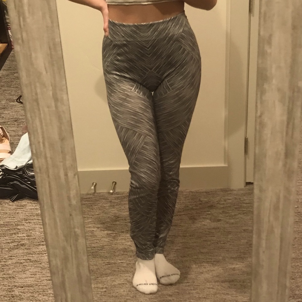 Black And White Stretch Leggins